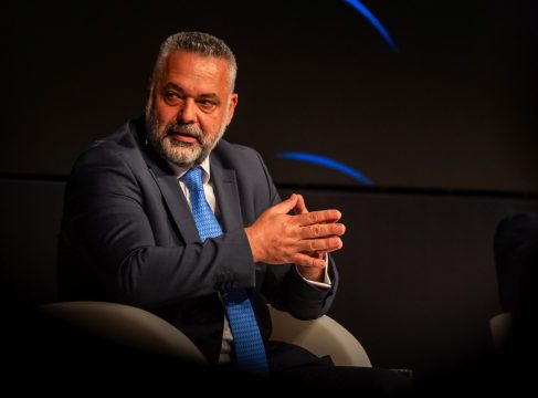 Future Unfold asthenidis