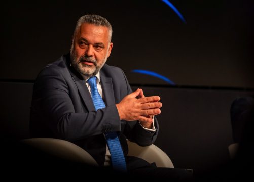 Future Unfold asthenidis